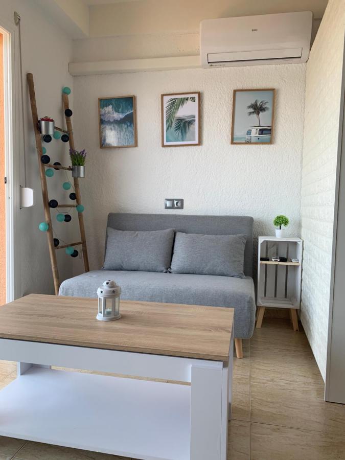 Apartamento Primera Linea De Mar Enjoy The View Бланес Екстериор снимка